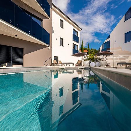 Villa Aurea Apartments Malinska De Luxe Esterno foto