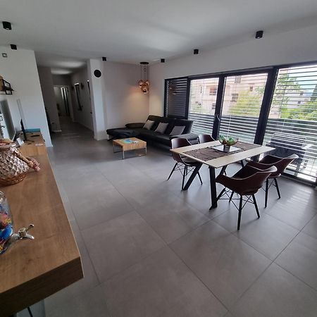 Villa Aurea Apartments Malinska De Luxe Esterno foto