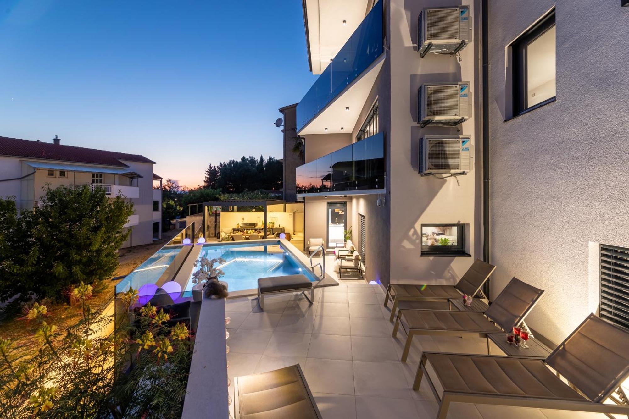 Villa Aurea Apartments Malinska De Luxe Esterno foto